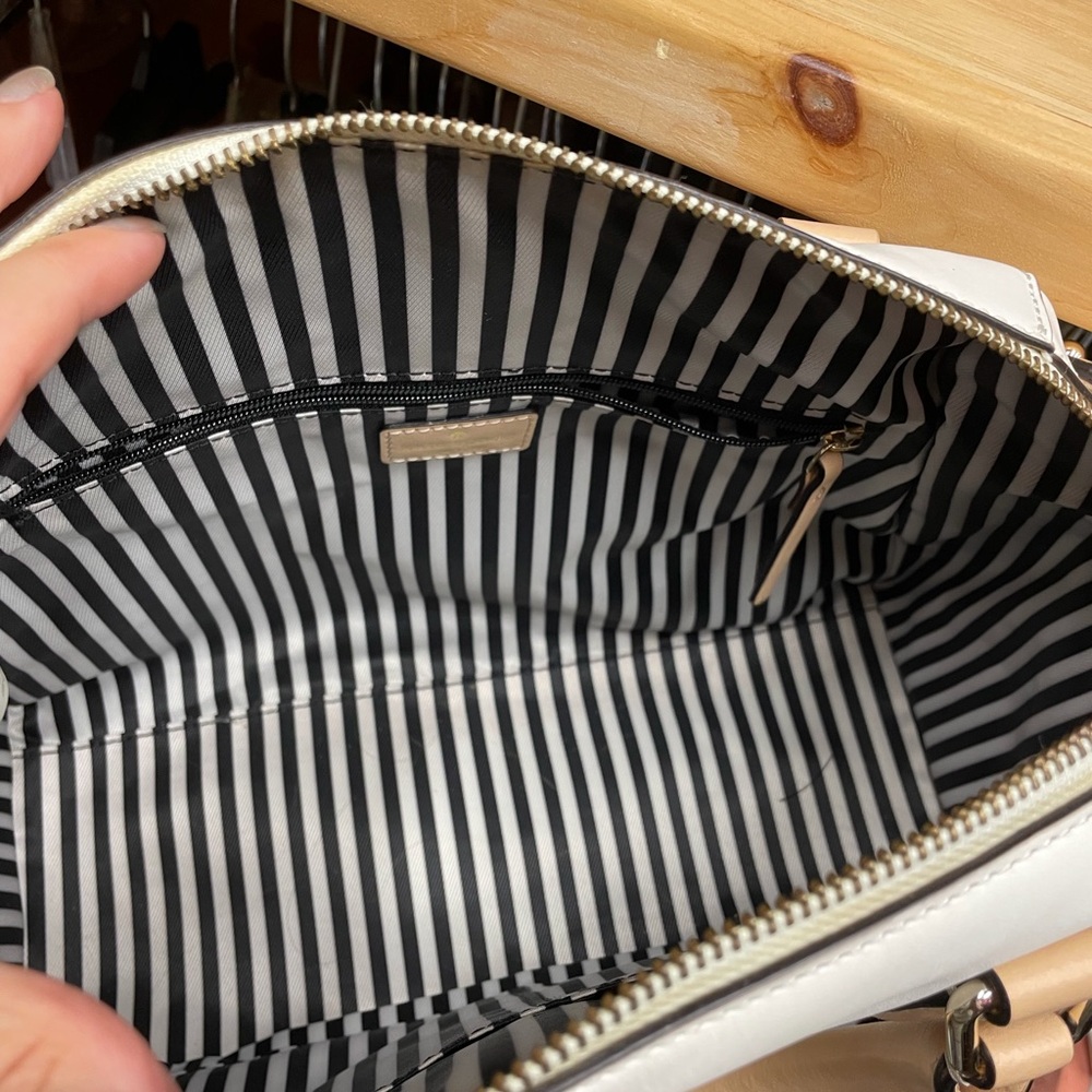 Kate Spade bag, EUC. - Picture 8 of 15